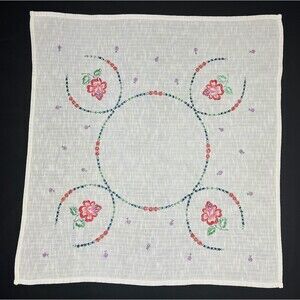 VTG White Linen Kitchen Tablecloth Hand Embroidered Red Roses Square 32.5 x 34.5